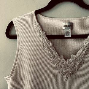 Chico’s embellished ecru knit ribbed v-neck tank top size  3 size XL